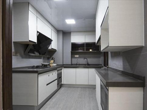 櫥柜后面還用貼瓷磚嗎